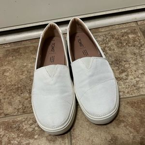 Womens Toms Slip ons